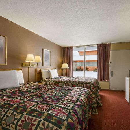 Days Inn By Wyndham White House Dış mekan fotoğraf
