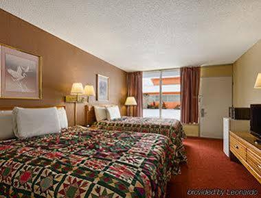 Days Inn By Wyndham White House Dış mekan fotoğraf